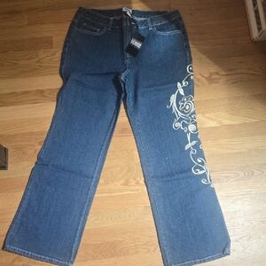 Monroe & Main Blue and White Straight Leg Jeans